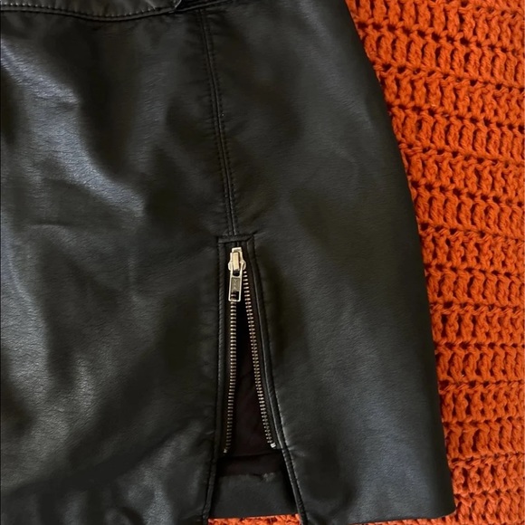 Free People Skirt - Picture 2 of 6